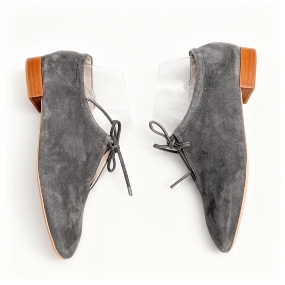 Jeffrey Campbell Grey Suede Dancer Flat
Size 7 - Picture 5 of 5